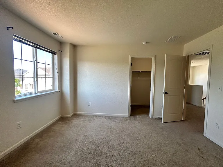 502 W 169th Pl — Photo 30