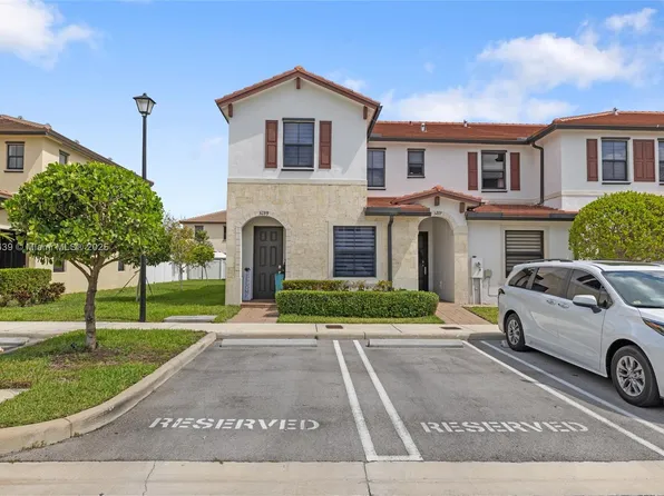 3289 W 106th Ter, Hialeah, FL 33018