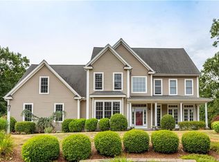 45 Angelas Way, Burlington, CT 06013