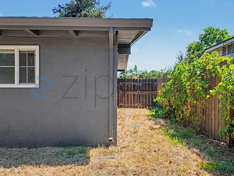 1937 Terrace Dr — Photo 40