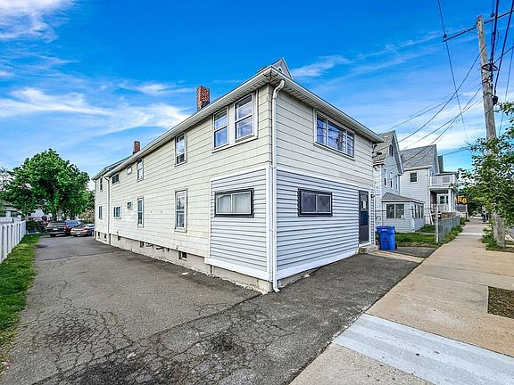 3rd image of 50 Main St
