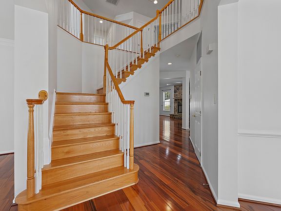 2 Story Foyer