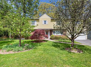53 Rutledge Rd, Scarsdale, NY 10583
