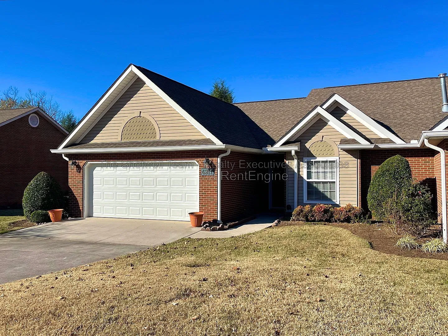 2 bed, 2.0 bath, 1676 sqft, $2,100 — Photo 1