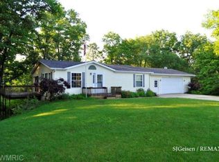 5778 Mari Anne Dr, Greenville, MI 48838
