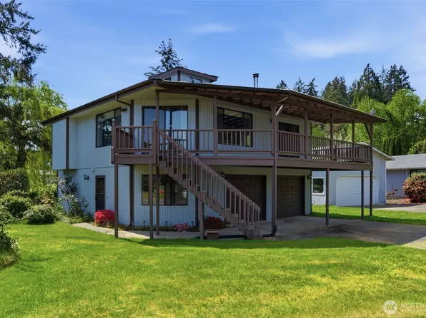 80 NE Brook Place, Tahuya, WA 98588