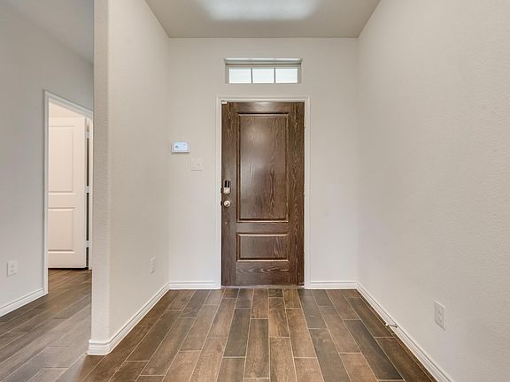 4th image of 2085 Tahoka Ln