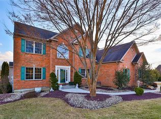 5527 Sunset Dr N, Whitehall Township, PA 18078