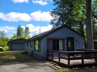 1961 Wood Rd, Oscoda, MI 48750
