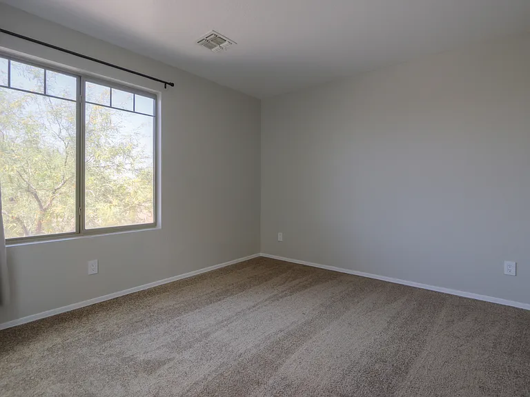 305 W Settlers Trl — Photo 24