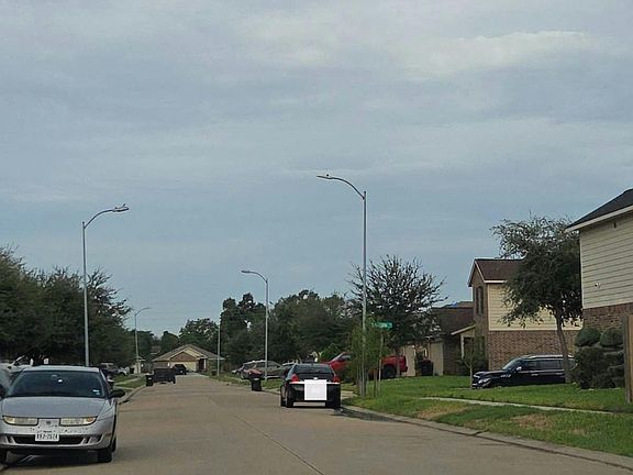 5th image of 16410 Rodeo River Rd