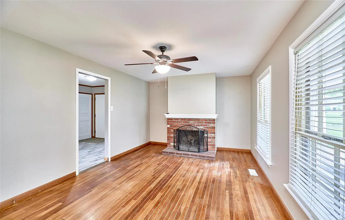 Building Photo - 389 Messina Dr