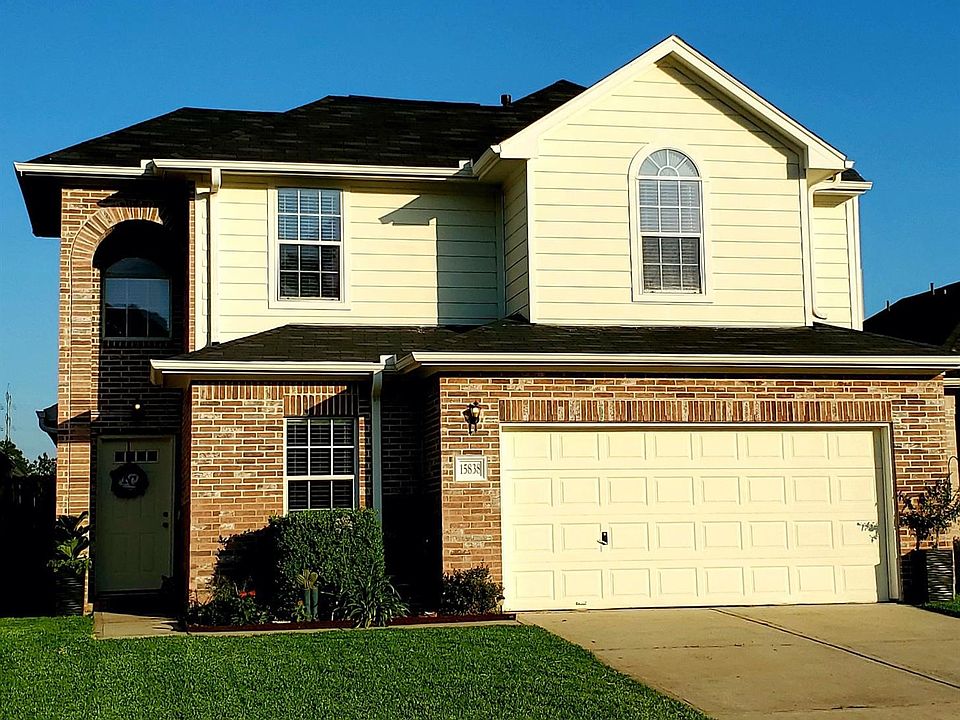 1st image of 15838 Collinsville Dr