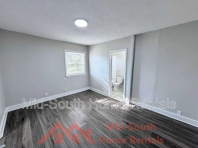 3513 Rochester Rd — Photo 9