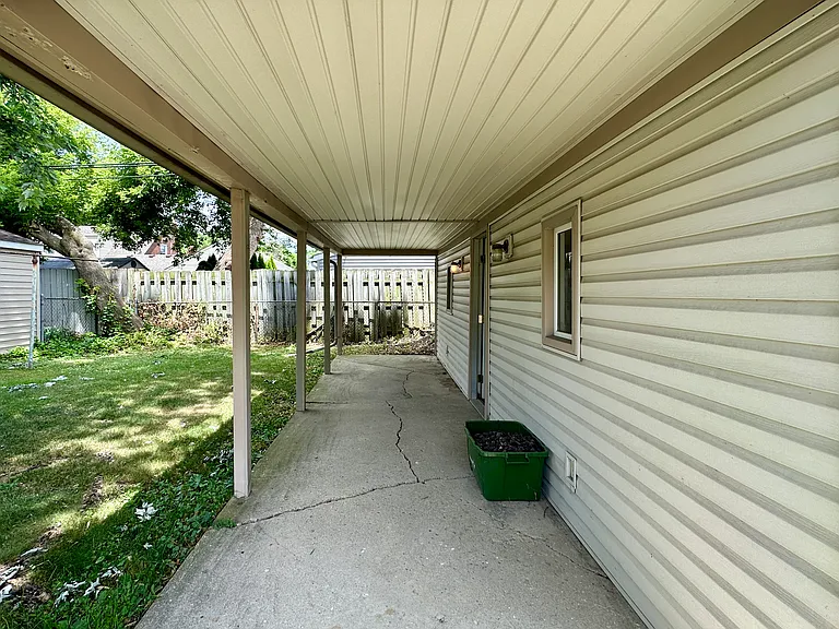 1164 Eaton Rd — Photo 31