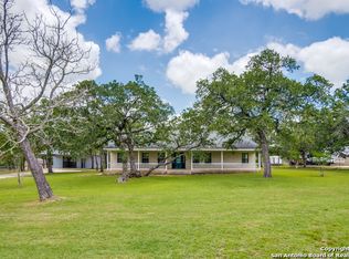 229 Heritage View Dr, Adkins, TX 78101