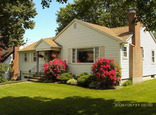 138 Valley View Dr, Wethersfield, CT 06109