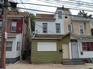 325 S 5th St, Darby, PA 19023