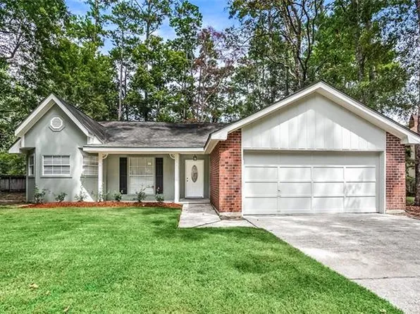 103 Pineland Dr, Mandeville, LA 70471