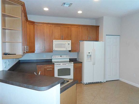 4th image of 2735 W Brookfield Way
