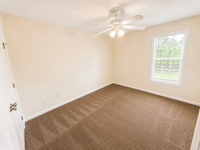 52 Holly Oak Cir — Photo 17