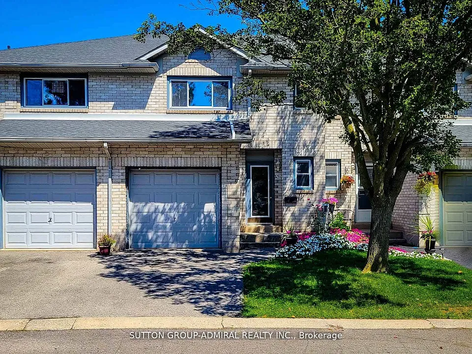 2 Royalwood Ct #52