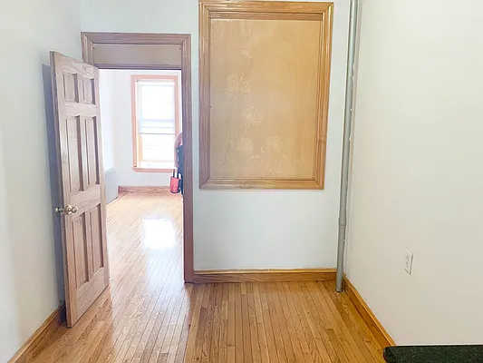 Rented by Ulas Real Estates Inc | media 9