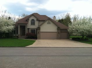 6698 Richardson Rd, Fairview, PA 16415