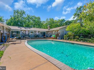 429 Thomas Ave, Little Egg Harbor, NJ 08087