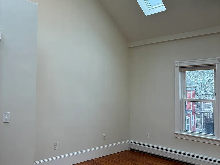 21 Linden Ave #A — Photo 9