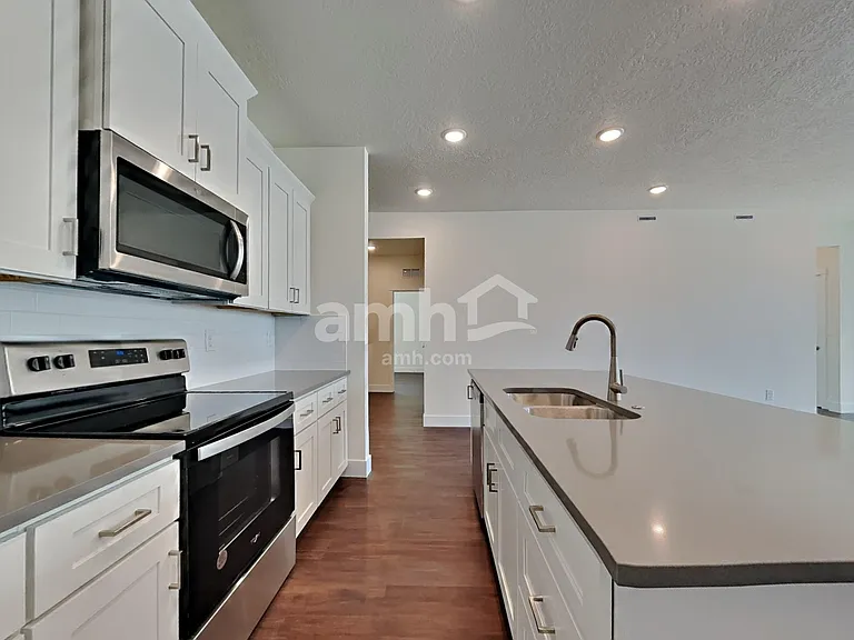 9429 W Sunchaser St — Photo 3