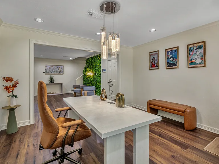 9606 Beverlyhill St — Photo 56