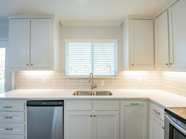 3462 Coronado Ct — Photo 16