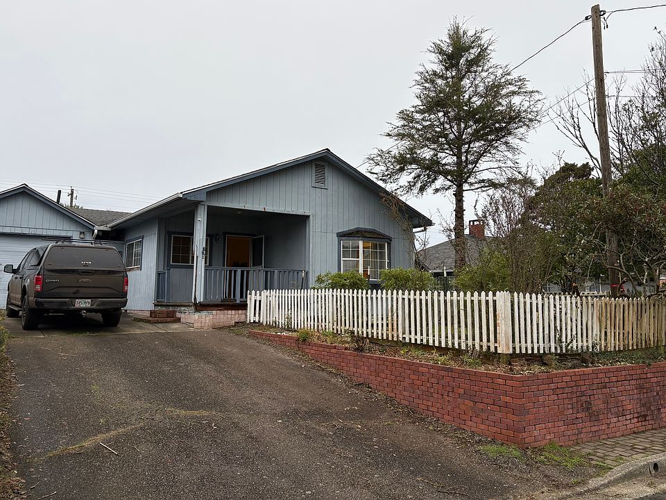1st image of 773 Clearlake Ave