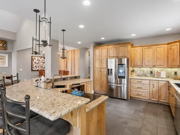 17169 Kingsburg Rd, Bend, OR 97707