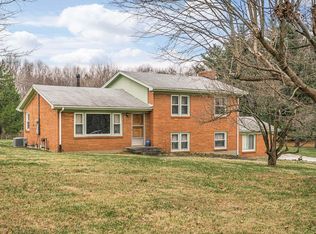 9310 Fern Bluff Ln, Louisville, KY 40229
