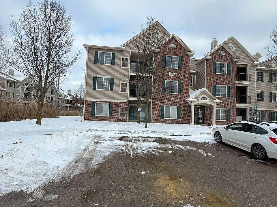 1st image of 14205 Pinehurst Ln