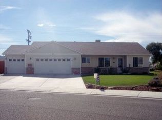 824 Henry Cir, Fruita, CO 81521