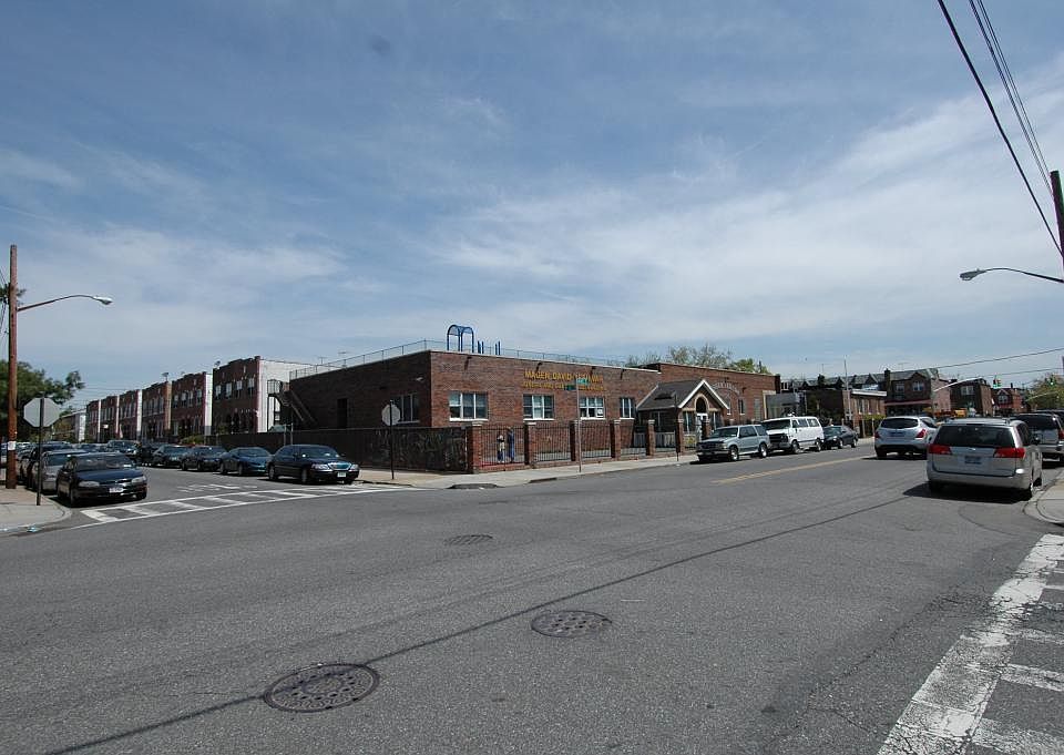 2nd image of 49 Avenue T