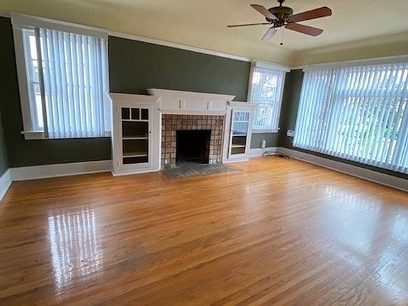 3rd image of 3227 Bancroft St