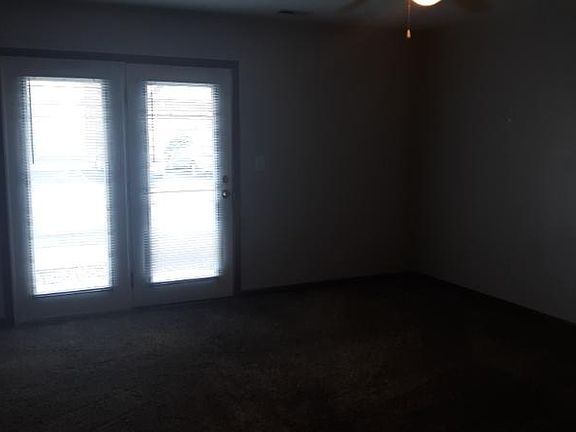5th image of 3540 Bethel Dr APT 3