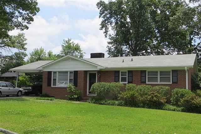1st image of 920 Beverly Dr