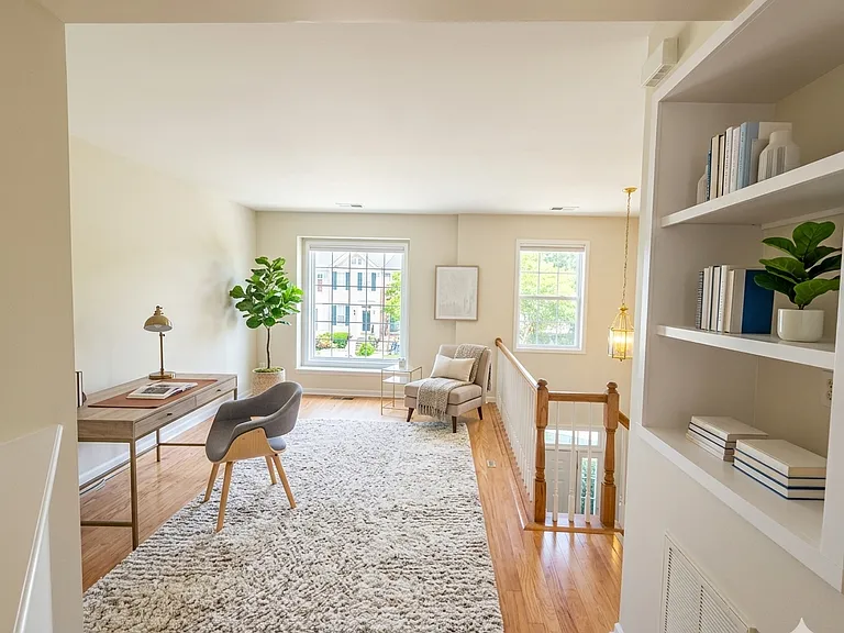 5536 Vista View Ct — Photo 2