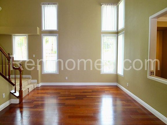 4th image of 13780 Tradition St