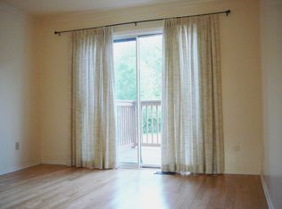 604 Butcher Ave APT B, Grandview, MO 64030