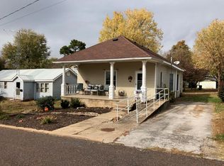 506 Pearl St, Monett, MO 65708