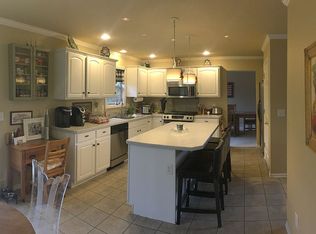 57131 Pine Needle Ct, South Bend, IN 46619