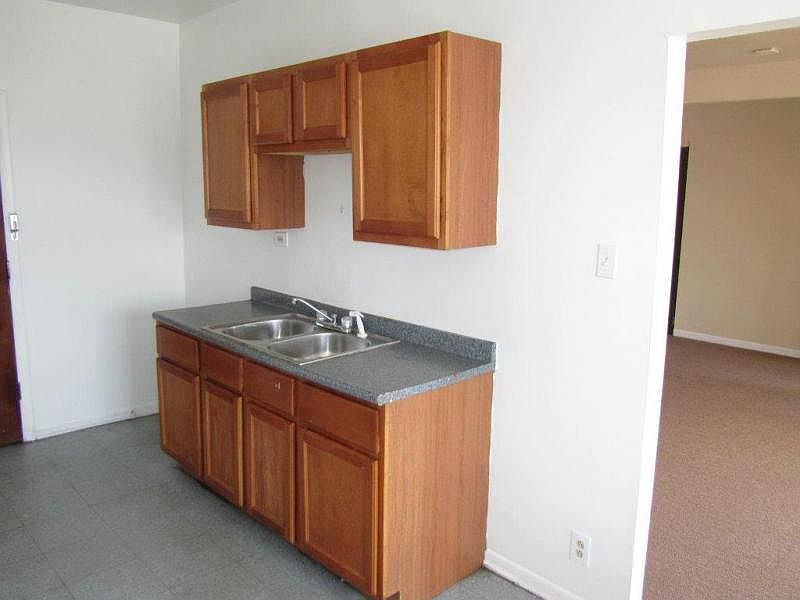 1st image of 1370 W 79th St #1376201