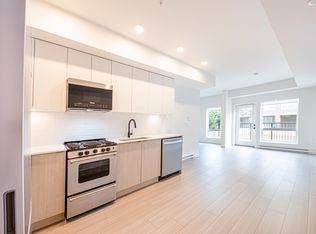2277 Hawthorne Ave #102, Pt Coquitlam, BC V3C1W3
