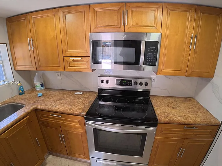 5400 SW 36th St #1 — Photo 6